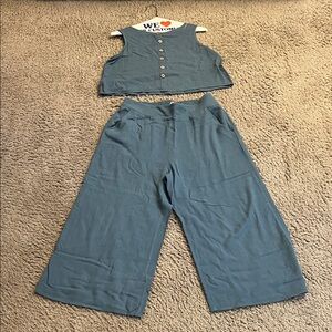 Blue Sleeveless Top and Wide-Leg Pants Set